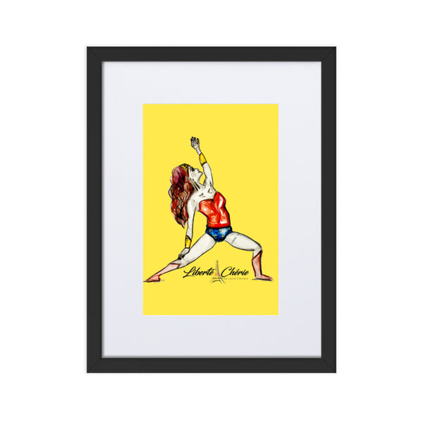 Liberté Chérie™ | <b>Affiche Pop Art Féministe Encadrée Posture De Guerrière Jaune</b>